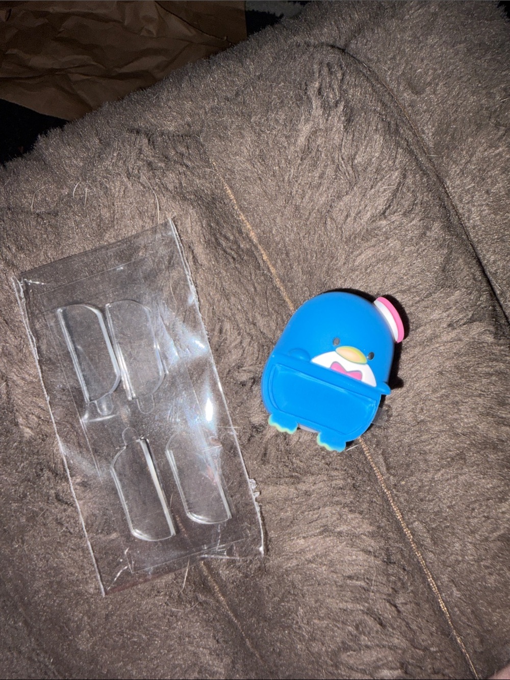 Sanrio Peeker Charm - Picture 3 of 4